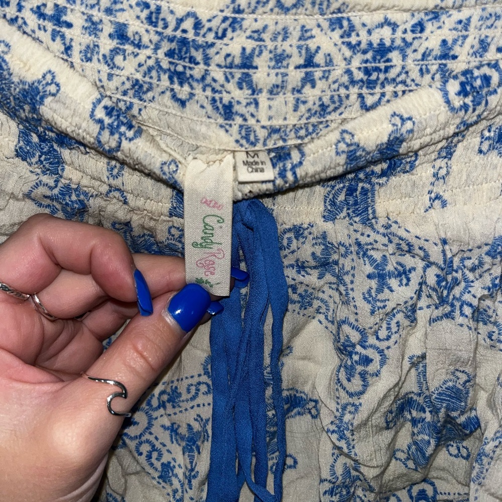 Shorts - Picture 2 of 2
